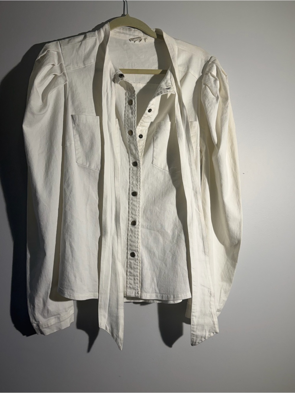 Aaron & Amber Denim Top Womens Large Puff Sleeve Tie Neck Snap Button Heavy